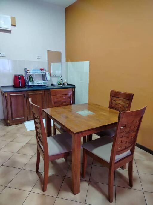 Homestay Elina - Cheap And Cosy Port Dickson Exteriér fotografie