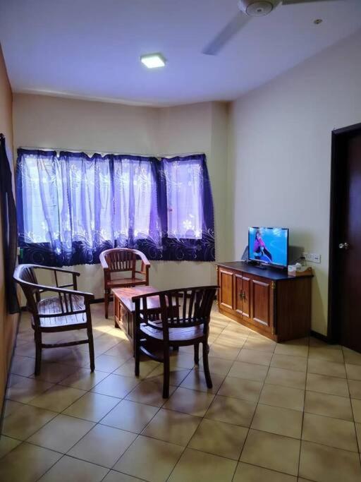 Homestay Elina - Cheap And Cosy Port Dickson Exteriér fotografie